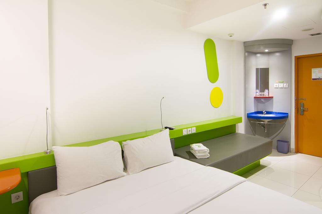 Urban Styles Hitz Kuta Hotel Kuta Lombok Exterior foto