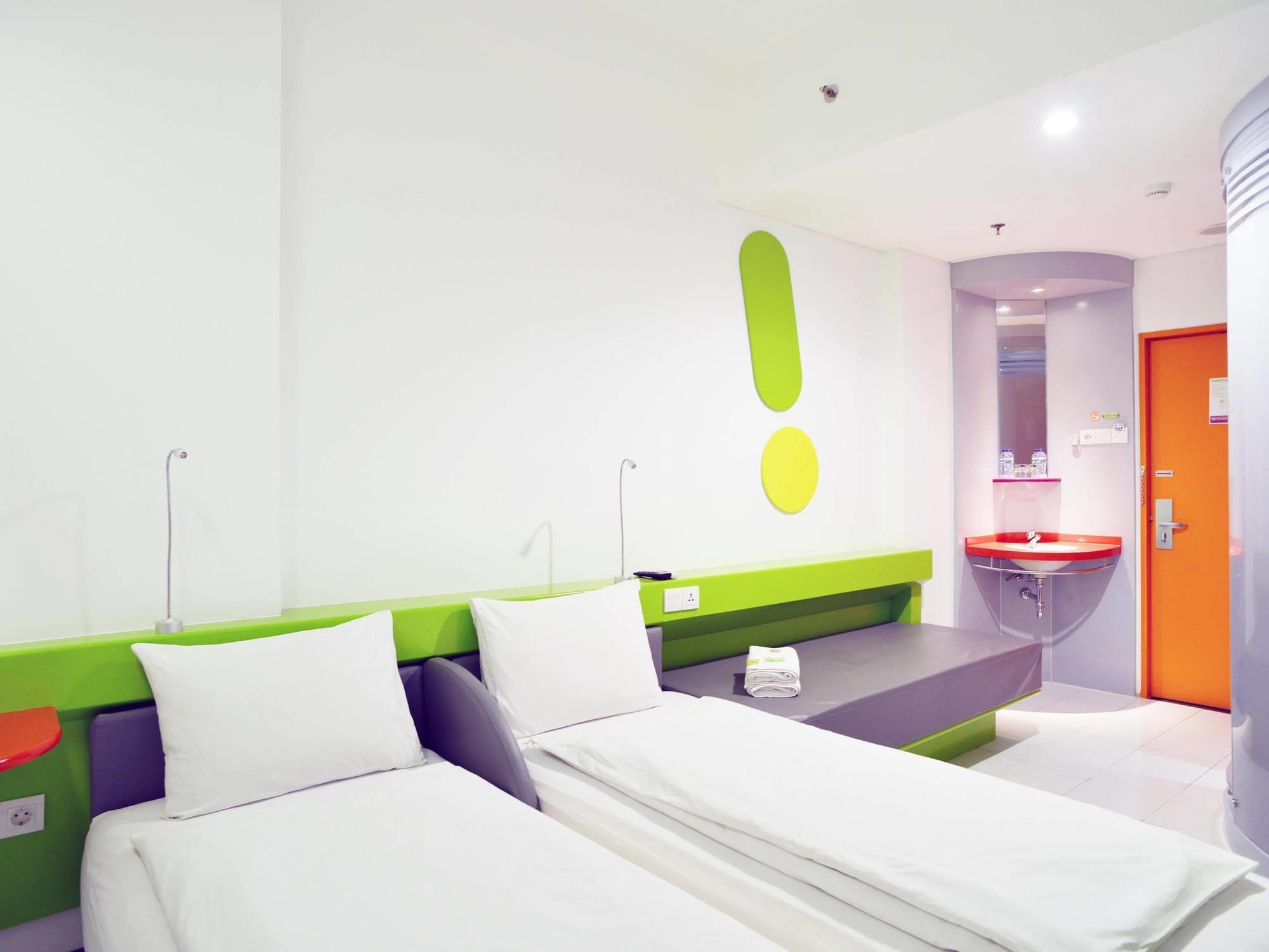 Urban Styles Hitz Kuta Hotel Kuta Lombok Exterior foto